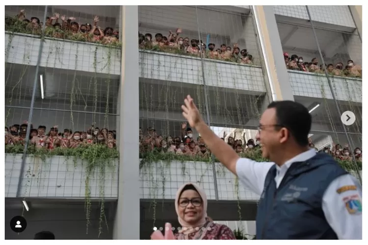 Kebijakan Anies Baswedan menteri pendidikan revisi kurikulum