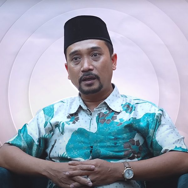 Gus Rouf-Anies Baswedan adalah sosok yang mampu mempertahankan, memelihara, dan merawat tradisi