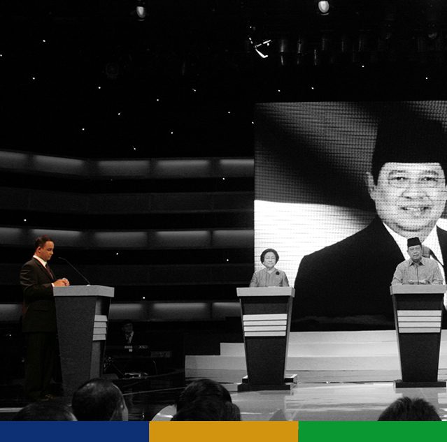 Anies mencetak sejarah. Menjadi debat capres pertama yang disiarkan langsung