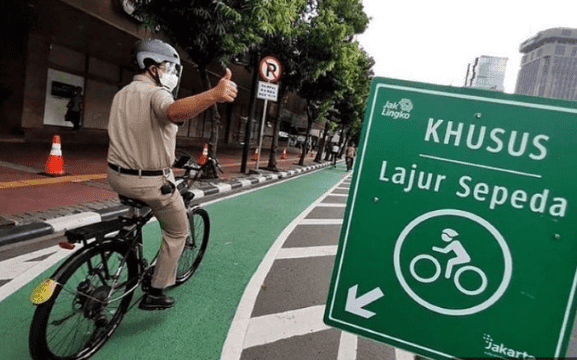 Hasil karya Anies Baswedan membuat jalur sepeda