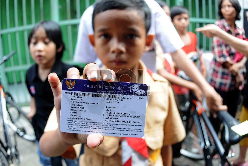 Kebijakan Anies Baswedan menteri pendidikan KIP