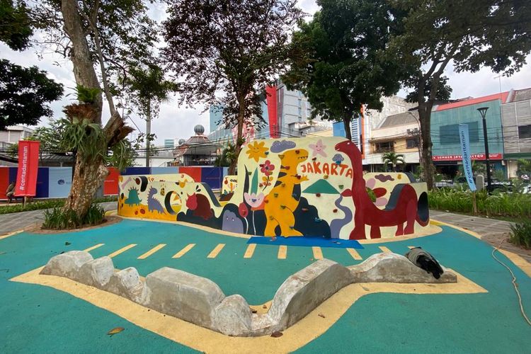 program anies baswedan membangun Taman Literasi Martha Christina Tiahahu4